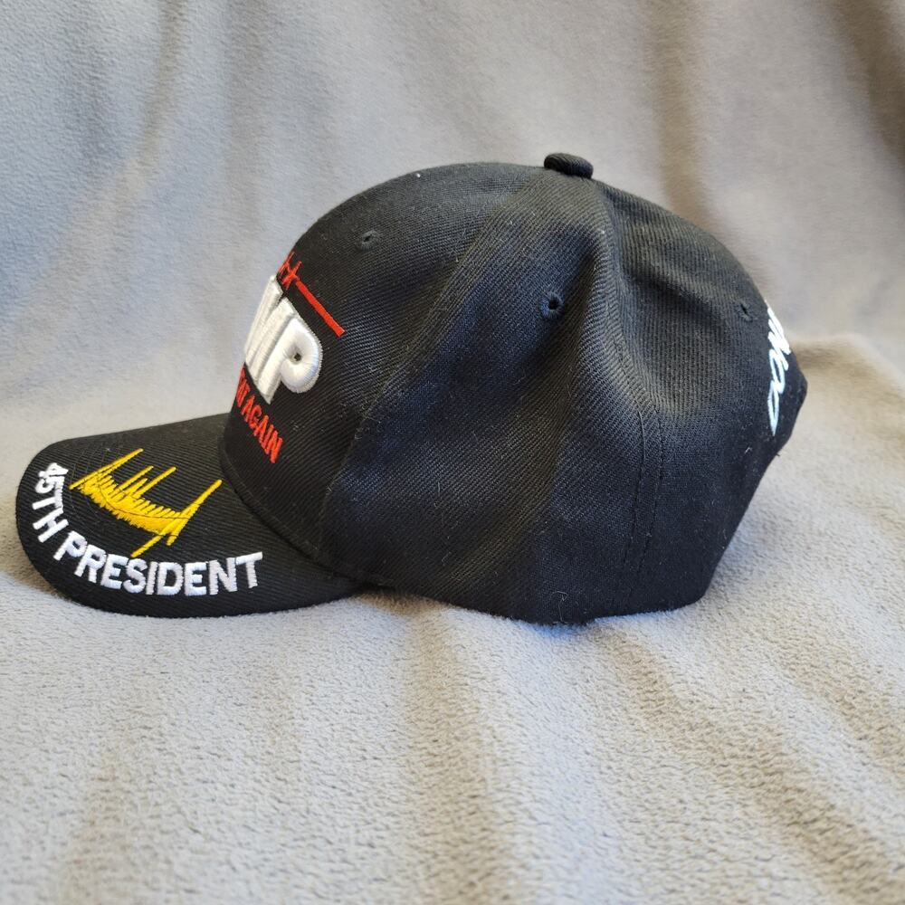 TRUMP HAT Cap Black Adjustable Gold Signature Embroidered 45 Stars MAGA Red - Picture 2 of 9